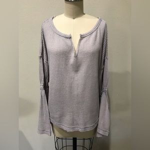 FREE PEOPLE Lavender Long Flare Sleeve Shirt size Medium